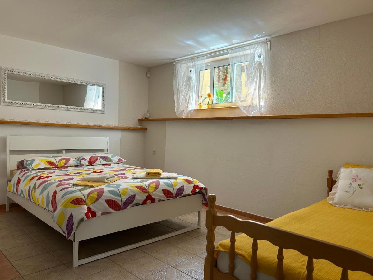 Apartmani Grguric Kornić Exteriör bild